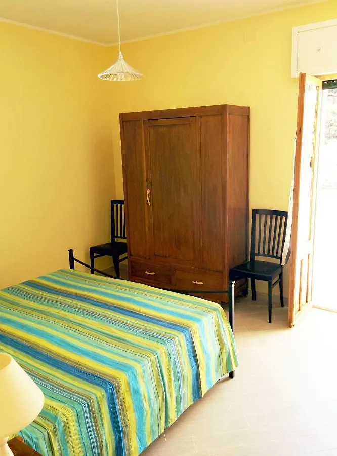 בוג'רו Costa Verde Apartment 0*,  איטליה